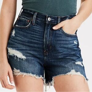 AEO 90s Boyfriend High Rise  Denim Distressed Jean‎ Shorts